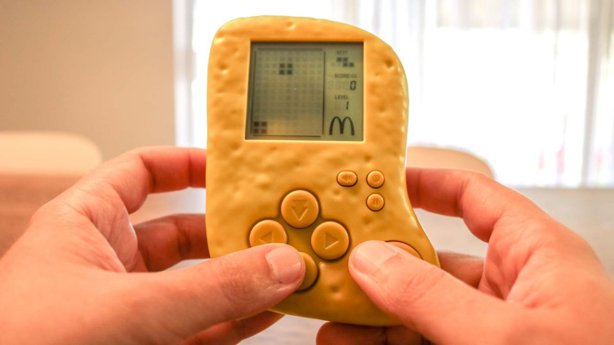 I attempted the Hen McNugget handheld — and Tetris won’t ever be the identical once more